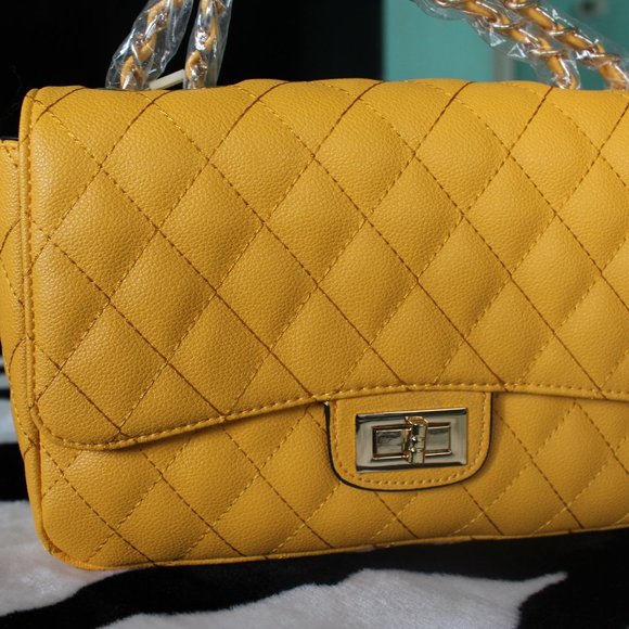 IsabeLLe Handbag - Picture 6 of 6